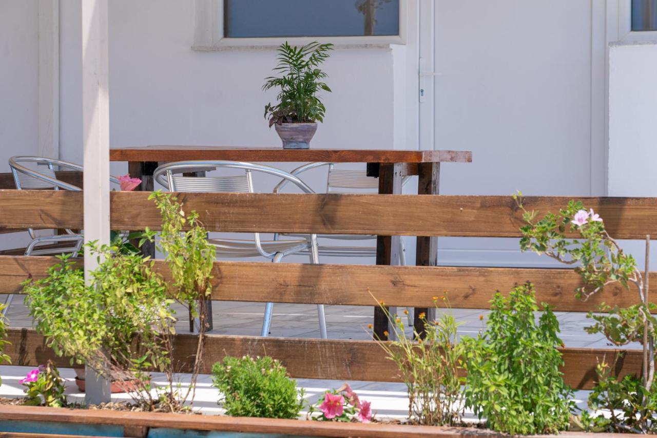 Casa Di Colona - Κόκκινο Apartment ลิคชูรี ภายนอก รูปภาพ