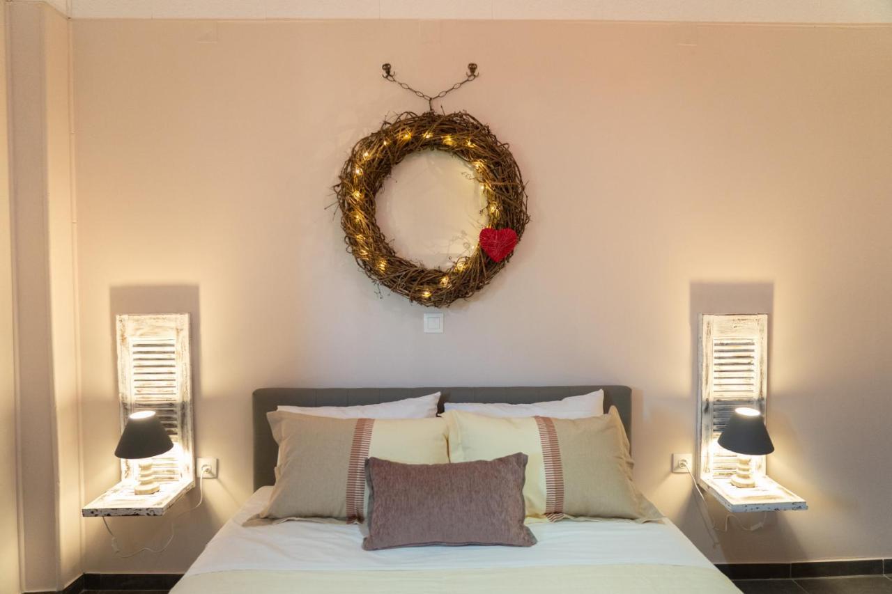 Casa Di Colona - Κόκκινο Apartment ลิคชูรี ภายนอก รูปภาพ