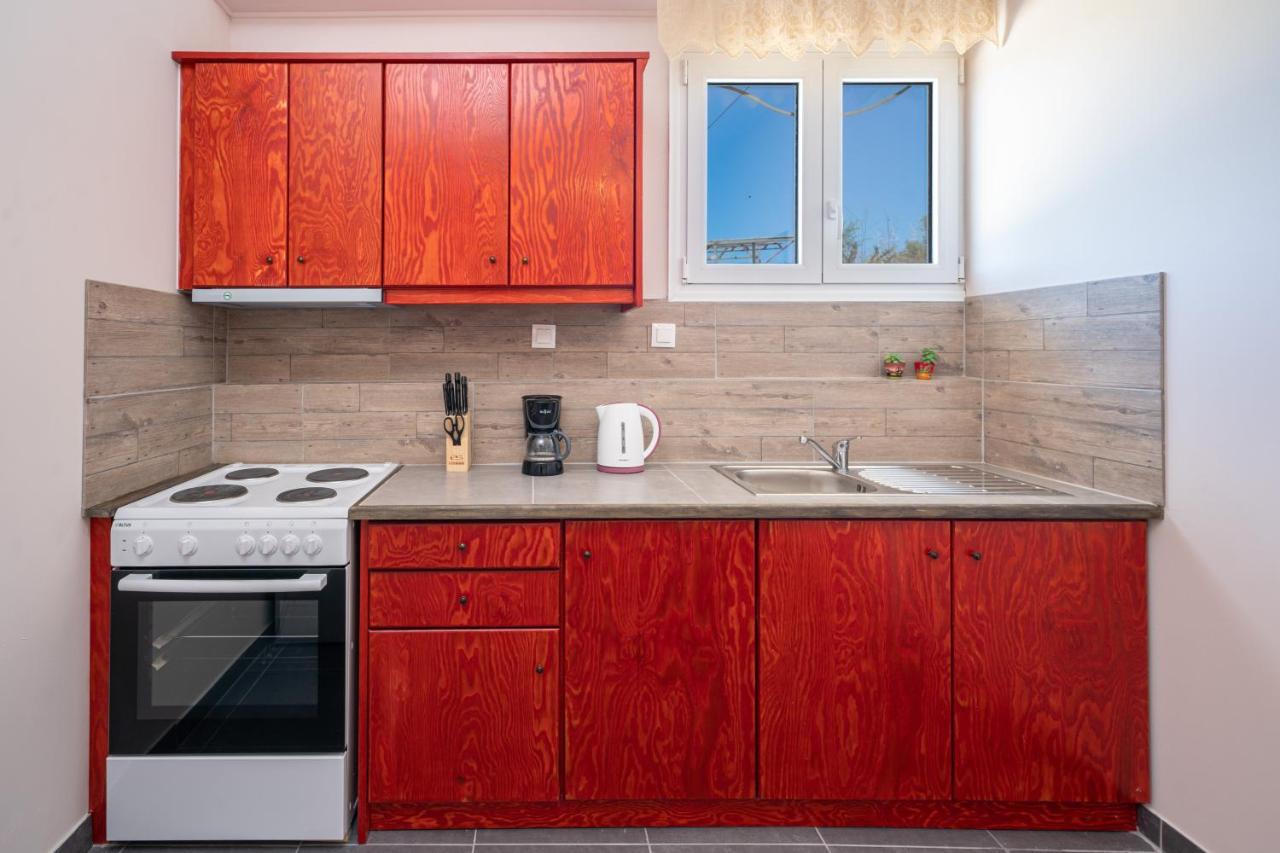 Casa Di Colona - Κόκκινο Apartment ลิคชูรี ภายนอก รูปภาพ
